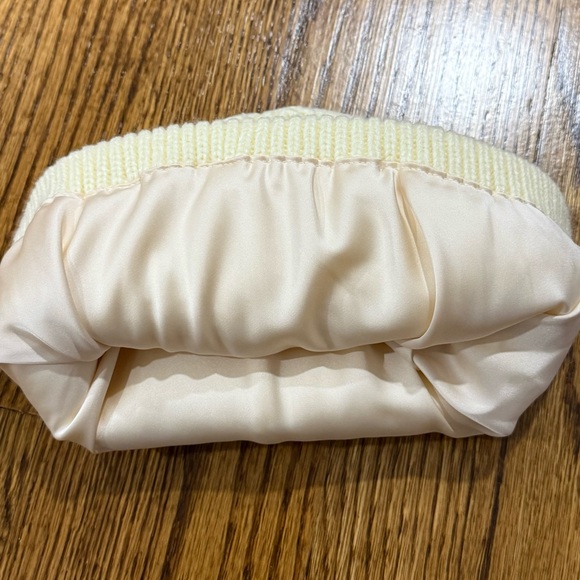 Satin-Lined Cream Knit Beanie - Picture 3 of 3